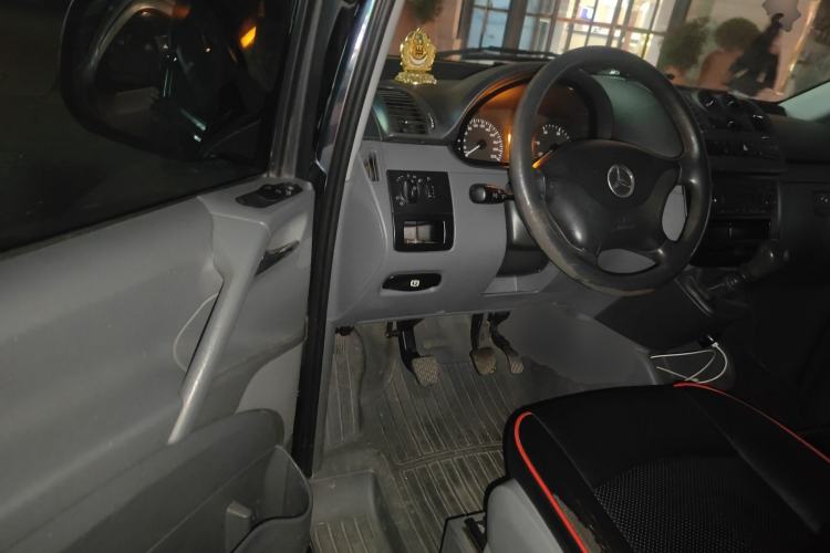 Used Mercedes-Benz Vito 2010 2.1T Diesel Business Edition Driver Seat