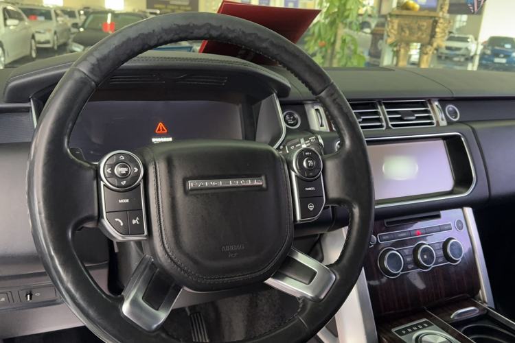 Used Land Rover Range 2017 3.0 SC V6 Vogue Steering Wheel