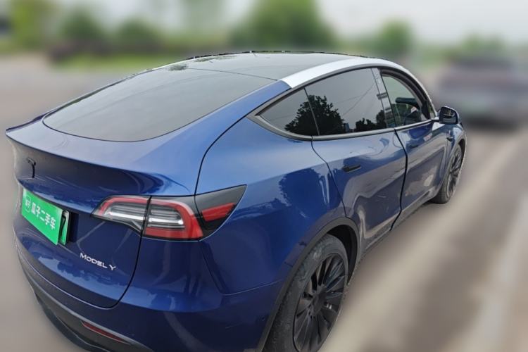 Used Tesla Model Y 2021 Long-Range All-Wheel-Drive Version Rear Right 45 Deg