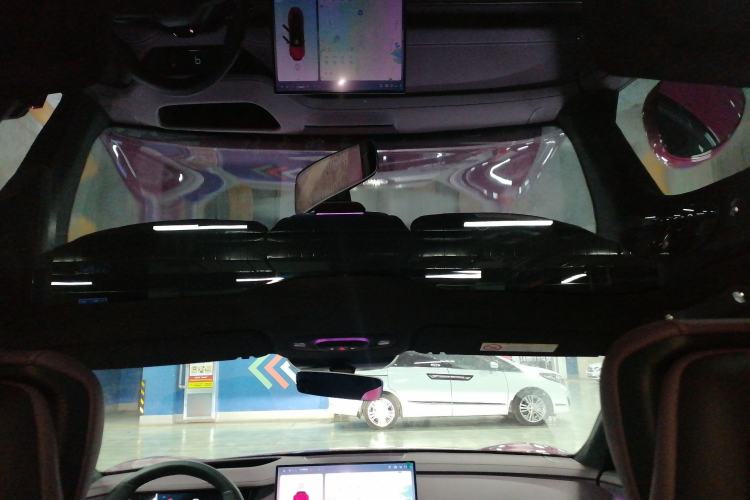 Used Xiaomi Auto SU7 2024 Four-Wheel Drive Ultra-Long Range Advanced Intelligent Driving Max Edition
