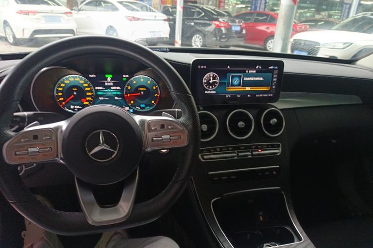 Used Mercedes-Benz C-Class 2021 C 260 L Sport Edition Center Console