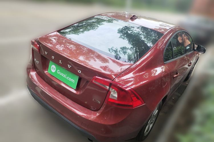 Used Volvo S60 2013 2.0T Progressive Edition
