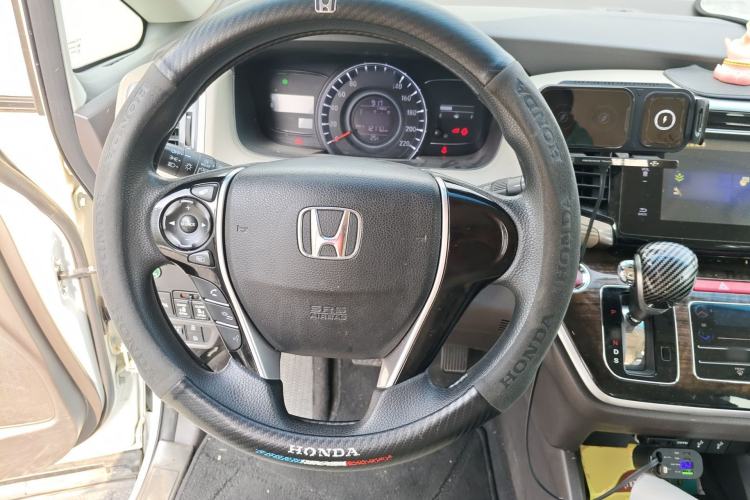 Used Honda Odyssey 2015 Revised 2.4L Luxury Edition