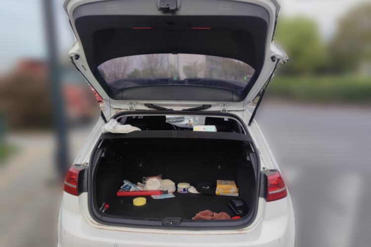 Used Volkswagen Golf 2016 1.6L Automatic Fashion Model
