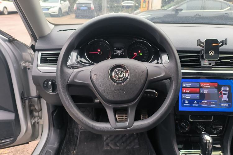 Used Volkswagen C-TREK 2017 1.6L Automatic Comfort Model
