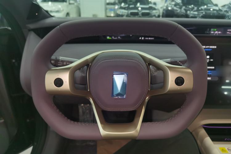 Used Avatr 06 2025 Max All-Electric Version