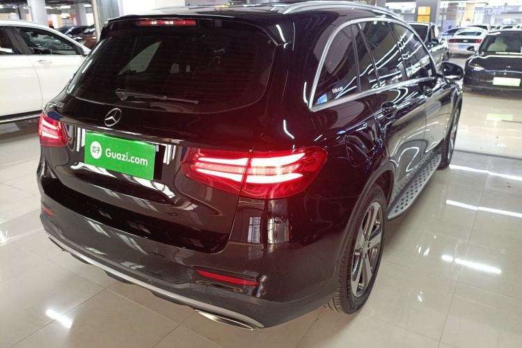 Used Mercedes-Benz GLC 2017 GLC 260 4MATIC Luxury Model