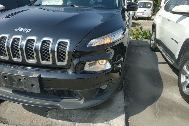 Used Jeep Cherokee 2016 2.4L Leading Edition