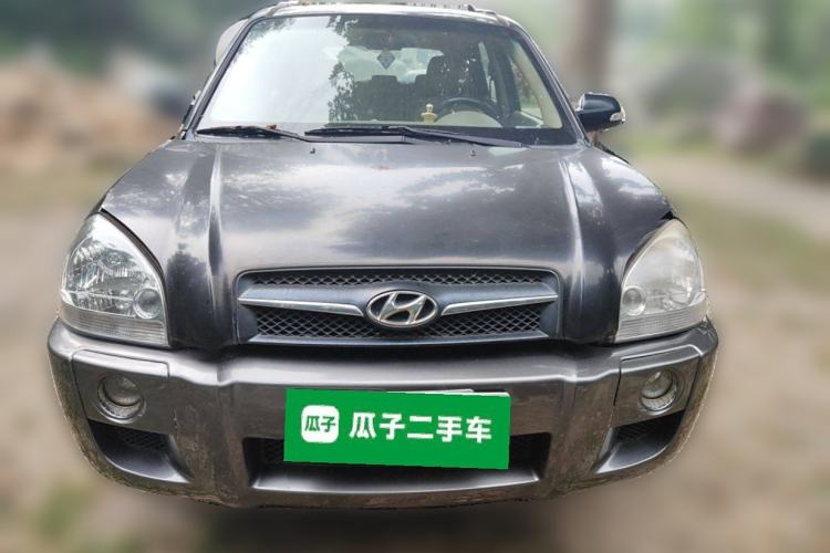 Used Hyundai Tucson 2009 2.0L Automatic Two-Wheel Drive with Sunroof