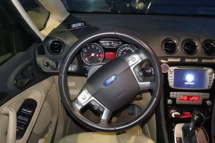 Used Ford S-MAX 2008 2.3L 7-Seater Luxury Version