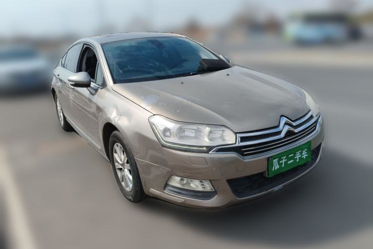 Used Citroen C5 2013 2.0L Automatic Luxury Model Front Right 45 Deg