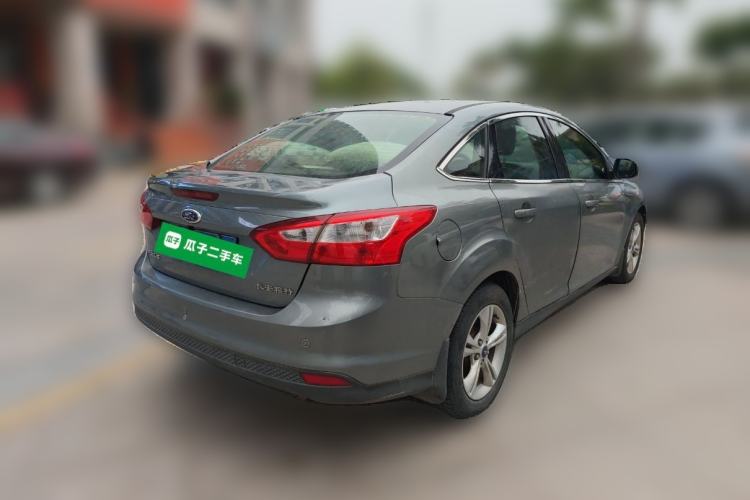 Used Ford Focus 2012 Sedan 1.6L Automatic Fashion Edition
