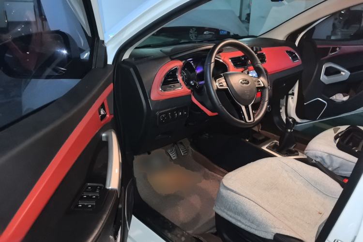 Used JAC Group Refine S2 2015 1.5L Manual Luxury Smart Model
