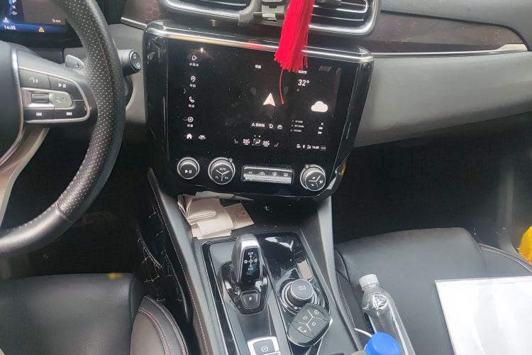 Used Lynk & Co 02 2018 2.0T DCT 4x4 Sport Pro Edition China V Standard
