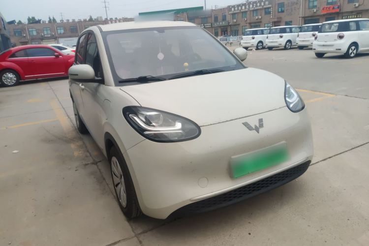 Used Wuling Bingo 2023 203km Light Edition Front Right 45 Deg