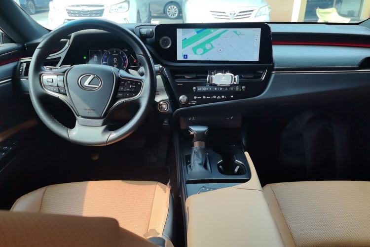 Used Lexus ES 2023 200 Excellence Edition