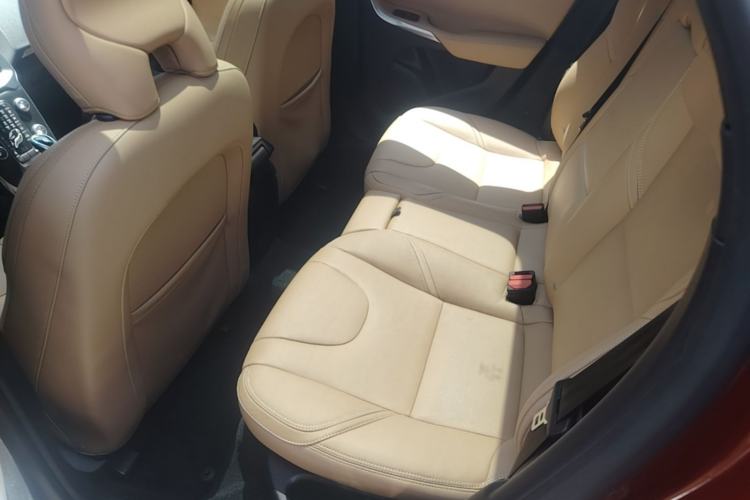 Used Volvo V40 2018 T3 Zhiyi Edition