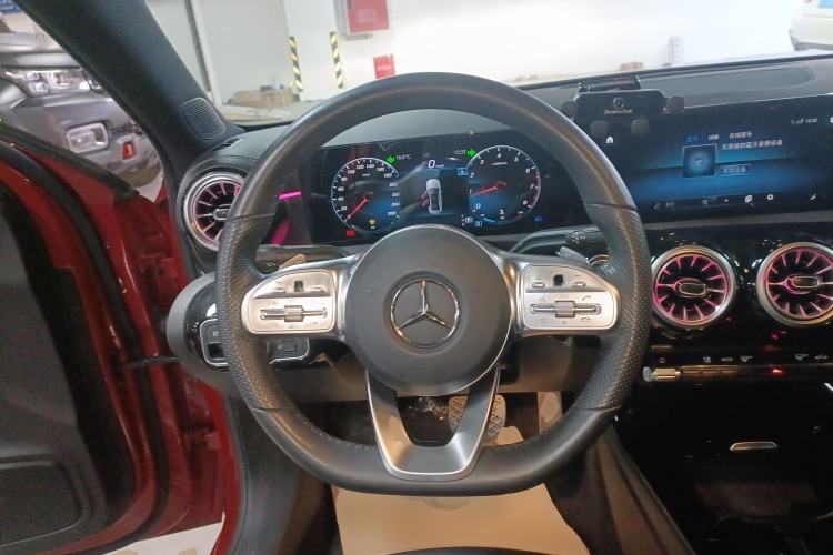 Used Mercedes-Benz A-Class 2022 Restyled A 200 L Sport Sedan Fashion Version Steering Wheel