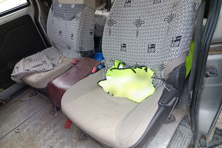 Used Wuling Rongguang V 2016 1.5L Standard Version
