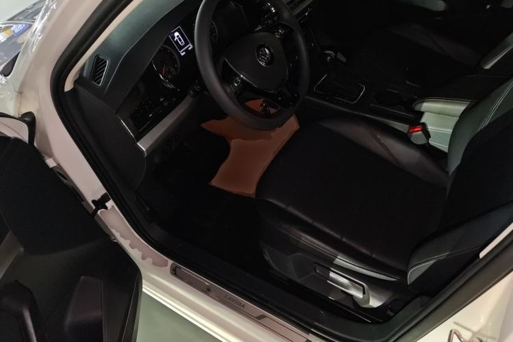 Used Volkswagen Lavida 2019 1.5L Automatic Comfort Edition China VI Standard