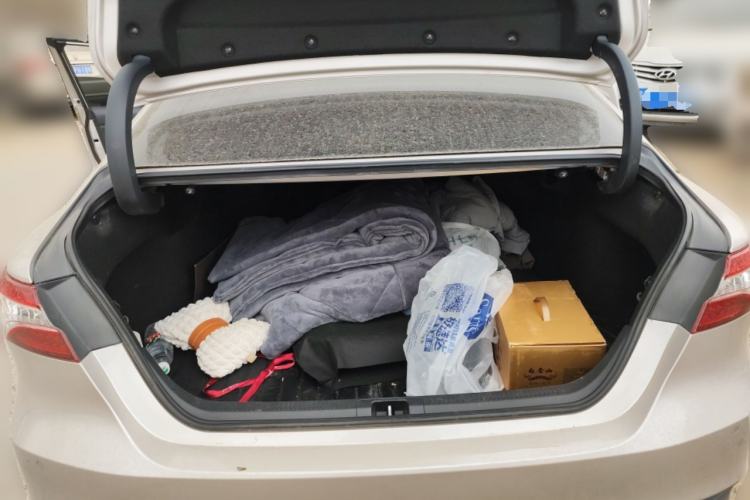 Used Toyota Camry 2019 Revised Version 2.0G Luxury Edition