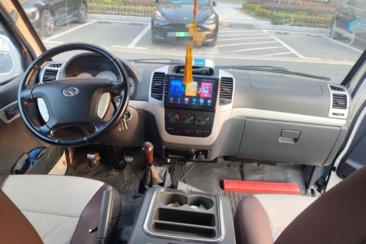 Used King Long Golden Way 2012 2.0L Passenger Version Long Wheelbase 4G21B