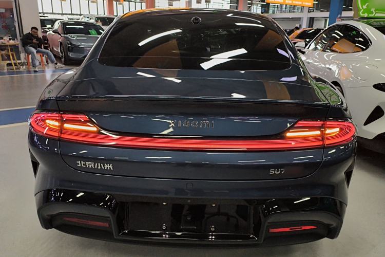 Used Xiaomi Auto SU7 2024 Four-Wheel Drive Ultra-Long Range Advanced Intelligent Driving Max Edition Rear