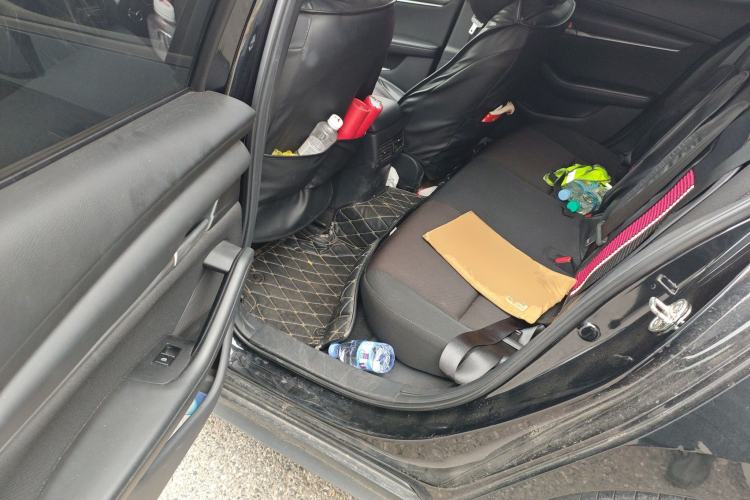 Used Mazda 3 Axela 2020 1.5L Automatic ZhiMei Edition Left Rear Seat