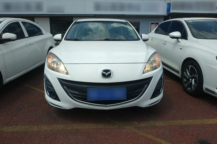 Used Mazda 3 2015 Sedan 1.6L Manual Comfort Model Front