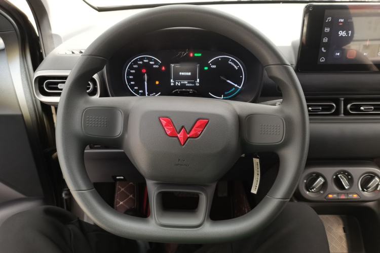 Used Wuling Hongguang New Energy 2025 Extended-Range Hybrid 50KM Comfort Version