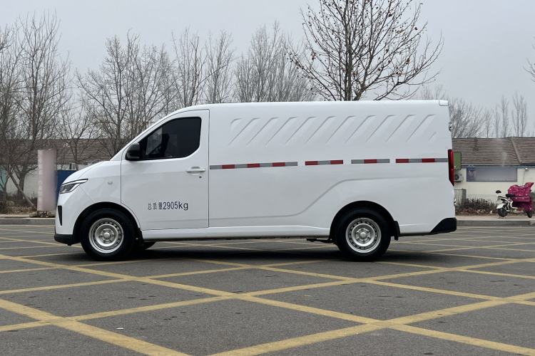 Used Wuling Yangguang 2024 300km Range Practical Window-Sealed Version 75kW