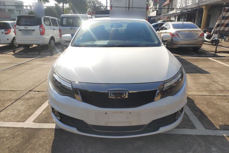 Used Qoros 3 2016 Sedan 1.6T Automatic ZhiKu Model