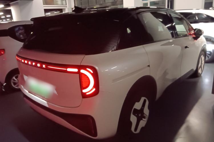 Used ARCFOX Kaola 2023 Family Edition Pro
