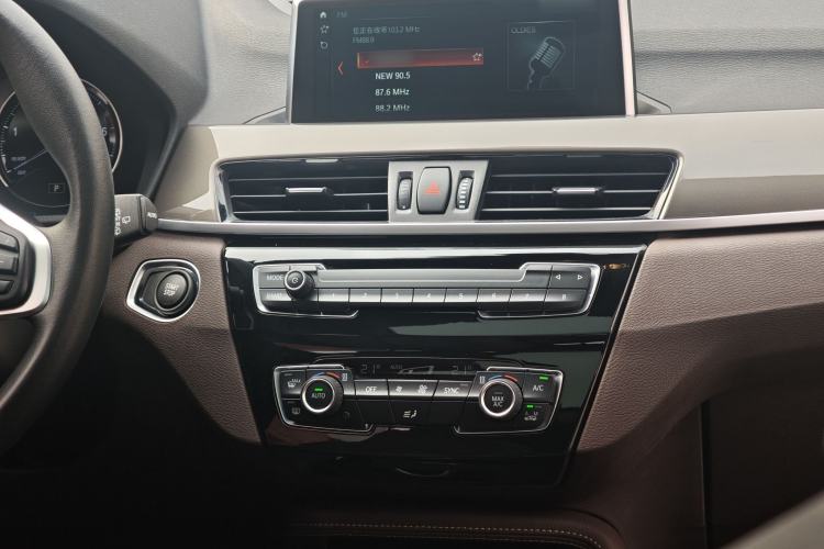 Used BMW X1 New Energy 2019 xDrive25Le Mileage Upgrade Version