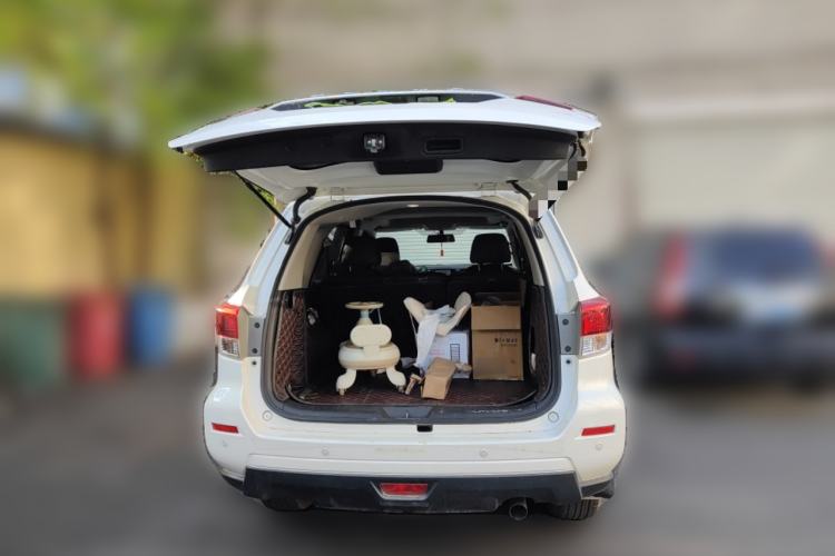 Used Nissan Terra 2020 2.5L XL Upper Automatic Two-Wheel Drive Luxury Edition
