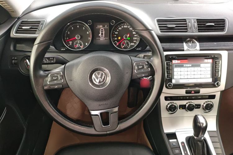 Used Volkswagen Magotan 2012 Revised 1.4 TSI Luxury Version