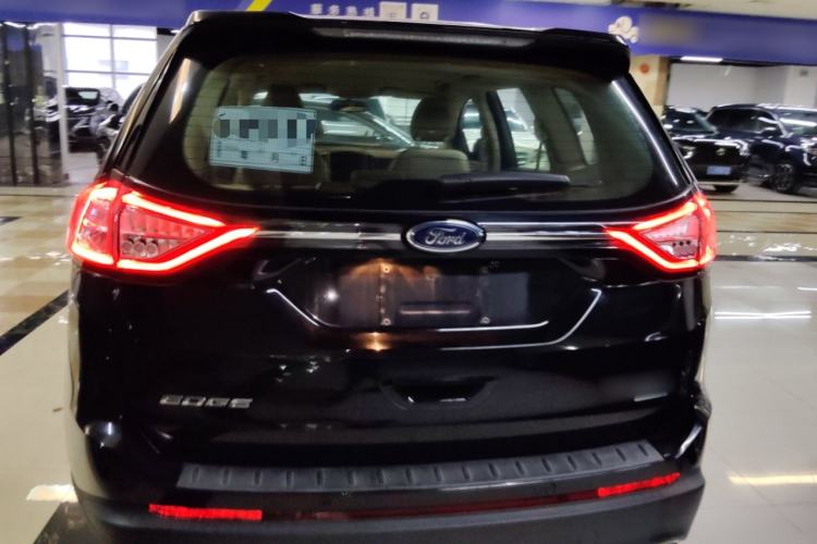 Used Ford Edge 2018 EcoBoost 245 Two-Wheel-Drive Titanium 5-Seater China VI Standard