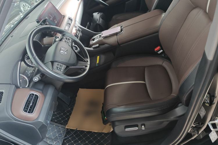 Used Honda UR-V 2024 370TURBO Two-Wheel-Drive Luxury Edition