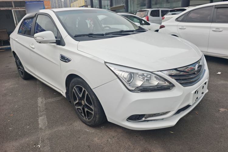 Used BYD G5 2014 1.5TID Automatic Prestige Model