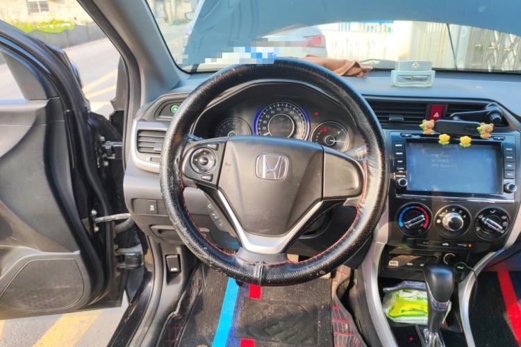 Used Honda Crider 2013 1.8L automatic luxury edition