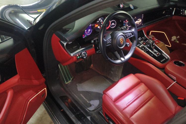 Used Porsche Panamera 2023 Restyled Panamera 4 Executive Extended Platinum Edition 2.9T Driver Seat