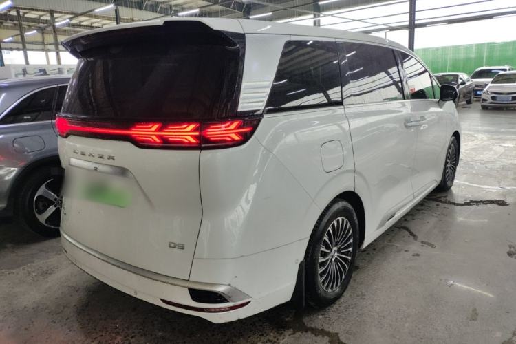 Used Denza D9 2022 DM-i 970 Four-Wheel Drive Flagship Model
