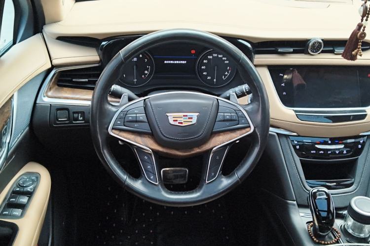 Used Cadillac XT5 2022 2.0T Four-Wheel Drive Platinum Edition
