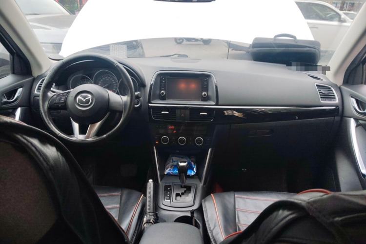 Used Mazda CX-5 2014 2.0L Automatic Two-Wheel Drive Urban Version Center Console