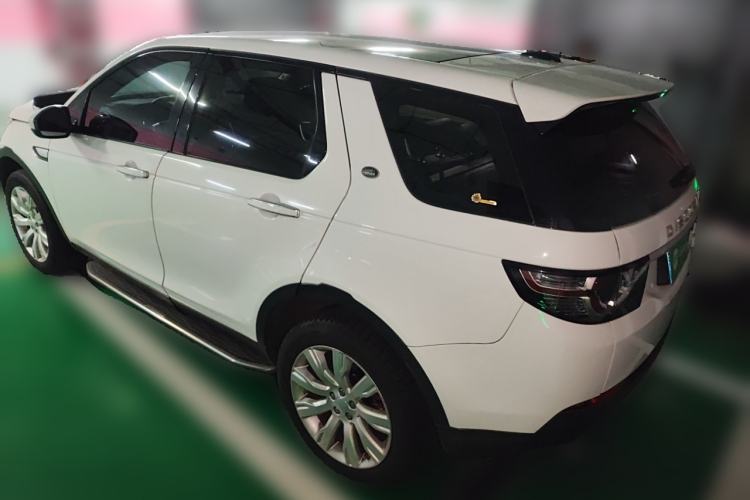 Used Land Rover Discovery Sport 2016 2.0T HSE Rear Left 45 Deg