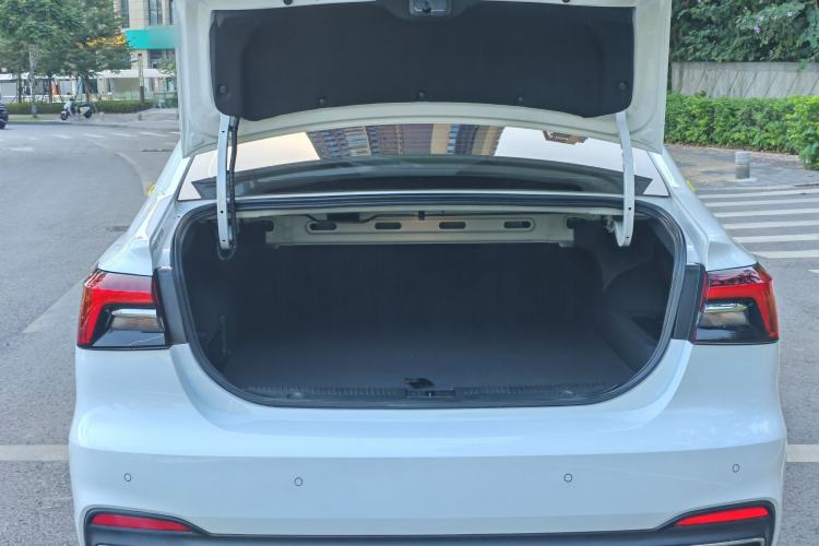 Used Roewe i6 MAX New Energy 2020 1.5T PHEV Sporty Cool Edition
