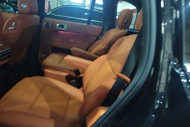 Used Li Auto L8 2023 Pro Model