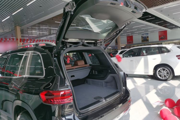 Used Mercedes-Benz GLB 2024-Year Restyled GLB 200 Dynamic Edition