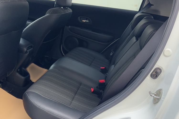 Used Honda Vezel 2015 1.8L CVT 2WD Elite Model