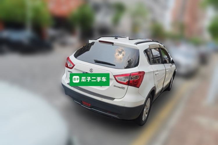 Used Suzuki S-Cross 2014 1.6L CVT Two-Wheel Drive Entry Model Rear Right 45 Deg